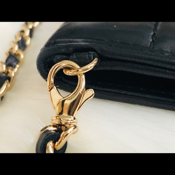 CHANEL Clutch - Picture 4 of 14
